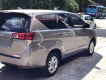 Toyota Innova 2016 - Cần bán lại xe Toyota Innova 2.0E năm 2016, màu xám (ghi), giá 705 triệu