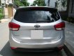 Kia Rondo 2016 - Cần tiền xây nhà bán xe yêu Rondo 2016, số tự động, màu bạc, còn như mới