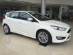 Ford Focus 2018 - Bán Ford Focus 2018 - quà tặng tiền mặt kèm phụ kiện full theo xe. Alo em Tuấn Anh 096 69 379 89