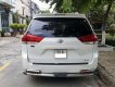 Toyota Sienna 2011 - Cần bán xe Toyota Sienna đời 2011, màu trắng, xe nhập