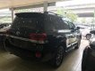 Toyota Land Cruiser VX 4.6 V8 AT 2017 - Bán Toyota Land Cruise 4.6 ,sản xuất và đăng ký 2016,xe cực mớ,biển Hà Nôi,thuế sang tên 2%.