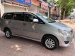 Toyota Innova 2.0E 2013 - Cần bán gấp Toyota Innova 2.0E đời 2013, màu bạc