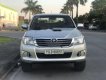 Toyota Hilux 2011 - Bán Toyota Hilux năm sản xuất 2011, màu bạc, xe nhập 
