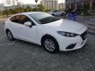 Mazda 3 2015 - Cần bán gấp Mazda 3 sản xuất năm 2015, màu trắng, giá tốt