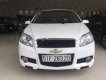 Chevrolet Aveo 2015 - Cần bán gấp Chevrolet Aveo sản xuất năm 2015, màu bạc số sàn