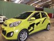 Kia Picanto 2013 - Cần bán xe Kia Picanto đời 2013, màu vàng, nhập khẩu nguyên chiếc