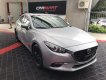 Mazda 3 Facelift 2017 - Cần bán Mazda 3 Facelift đời 2017, màu bạc, 688tr