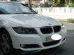 BMW 3 Series  320i 2010 - Bán xe BMW 3 Series 320i 2010, màu trắng, giá 580tr