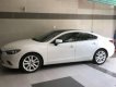 Mazda 6 2016 - Cần bán gấp Mazda 6 năm sản xuất 2016, màu trắng xe gia đình