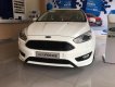 Ford Focus    2018 - Bán ô tô Ford Focus đời 2018, màu trắng 569 triệu