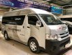 Toyota Hiace   2015 - Bán xe Toyota Hiace đời 2015, màu bạc, nhập khẩu