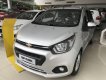 Chevrolet Spark  LT 2018 - Cần bán Chevrolet Spark sản xuất 2018, màu bạc, giá 389tr