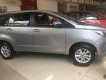 Toyota Innova E 2018 - Bán xe Toyota Innova E năm sản xuất 2018, màu bạc