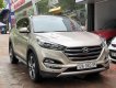 Hyundai Tucson 1.6 Tubor 2017 - Cần bán Hyundai Tucson 1.6 Tubor năm 2017, màu vàng