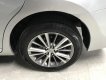 Toyota Corolla altis 1.8G MT 2015 - Cần bán xe Toyota Corolla altis 1.8G MT đời 2015, màu bạc