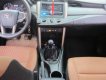 Toyota Innova   2.0 MT  2017 - Bán Toyota Innova 2.0 MT đời 2017, màu bạc  