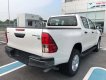 Toyota Hilux 2.4G MT 2018 - Bán Toyota Hilux 2.4G MT 2018, màu trắng, nhập khẩu nguyên chiếc, giao xe sớm alo 0986924166