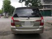 Toyota Innova G 2015 - Cần tiền bán Innova 20 15 MT, vàng cát xe gia đình chính chủ một đời