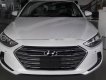 Hyundai Elantra  2.0AT 2018 - Bán xe Hyundai Elantra 2.0AT đời 2018, màu trắng, giá chỉ 749 triệu