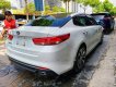 Kia Optima 2.0 ATH 2017 - Cần bán lại xe Kia Optima 2.0 ATH sản xuất năm 2017, màu trắng