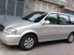 Kia Carnival   2006 - Gia đình bán Kia Carnival năm 2006, màu bạc