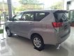 Toyota Innova   2018 - Cần bán xe Toyota Innova năm 2018, màu bạc, giá tốt