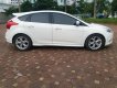 Ford Focus Sport 2.0 2015 - Cần bán xe Ford Focus Sport 2.0 năm sản xuất 2015, màu trắng, giá 595tr