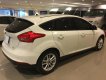 Ford Focus 2017 - Bán Ford Focus đời 2017, màu trắng, chỉ cần 170 triệu lấy xe ngay