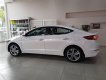 Hyundai Elantra 2018 - Cần bán Hyundai Elantra năm sản xuất 2018, giao ngay đủ màu