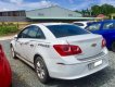 Chevrolet Cruze LT 1.6L 2017 - Bán xe Cruze 2017 bán giá tốt, mới 99%, sang tên ủy quyền 1 nốt nhạc, đã lên đầy đủ option