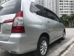 Toyota Innova   E MT 2015 - Bán Toyota Innova số sàn, 7 chỗ, Đk 2015 chính chủ sử dụng từ đầu, màu ghi bạc, biển Hà Nội