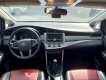 Toyota Innova 2017 - Bán Toyota Innova 2.0E 4x2 năm 2017, màu bạc giá 678 triệu