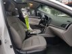 Hyundai Elantra    1.6AT   2016 - E cần bán Elantra 1.6AT 2016, Đk 2017