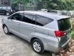 Toyota Innova 2017 - Bán Toyota Innova 2.0E 4x2 năm 2017, màu bạc giá 678 triệu