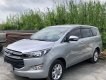 Toyota Innova 2017 - Bán Toyota Innova 2.0E 4x2 năm 2017, màu bạc giá 678 triệu