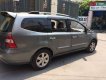 Nissan Grand livina 2011 - Bán Nissan Grand livina sản xuất năm 2011, màu xám, giá tốt