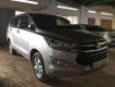 Toyota Innova 2017 - Cần bán lại xe Toyota Innova năm sản xuất 2017, màu bạc, giá tốt