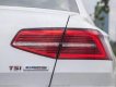 Volkswagen Passat 2018 - Cần bán Volkswagen Passat, màu trắng, xe Đức nhập khẩu