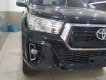 Toyota Hilux E(4x2)AT 2018 - Bán Toyota Hilux E(4x2)AT sản xuất năm 2018, màu đen, nhập khẩu, giá chỉ 695 triệu