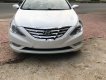 Hyundai Sonata 2011 - Bán Hyundai Sonata sản xuất 2011, màu trắng, xe nhập 