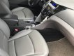 Hyundai Sonata 2011 - Bán Hyundai Sonata sản xuất 2011, màu trắng, xe nhập 
