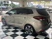 Kia Rondo GAT 2018 - Bán Kia Rondo GAT 2017 số tự động, xe chạy 15000km, hỗ trợ trả góp 75%. LH nhận gía yêu thương
