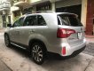 Kia Sorento AT 2014 - Cần bán Kia Sorento AT năm 2014, màu bạc số tự động, giá chỉ 715 triệu