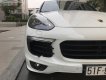 Porsche Cayenne 2016 - Cần bán Porsche Cayenne năm sản xuất 2016, màu trắng, nhập khẩu như mới