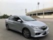 Honda City AT 2018 - Bán Honda City tự động đk 3/18, màu bạc, xe đi 6000 km như mới