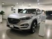 Hyundai Tucson 2018 - Hyundai Tucson Full xăng bạc xe giao ngay, giá tốt, hỗ trợ vay trả góp ls ưu đãi. LH: 0903175312