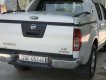 Nissan Navara  2.5 MT  2011 - Cần bán Nissan Navara 2.5 MT đời 2011, màu trắng 
