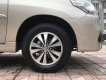 Toyota Innova 2.0 E 2015 - Bán xe Toyota Innova 2.0 E sản xuất năm 2015, màu vàng cát, 598tr