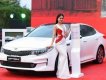 Kia Optima 2.0 AT 2018 - Bán xe Kia Optima 2.0 AT đời 2018, màu trắng, giá chỉ 772 triệu