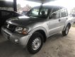 Mitsubishi Pajero 3.0 2004 - Cần bán lại xe Mitsubishi Pajero sản xuất 2004, màu bạc, giá tốt